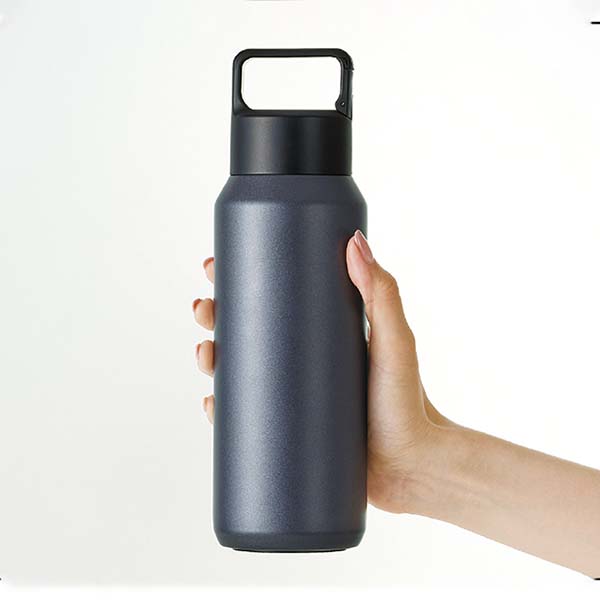 炭酸飲料対応 カラビナハンドル付きステンレスボトル 600ml | 記念品名